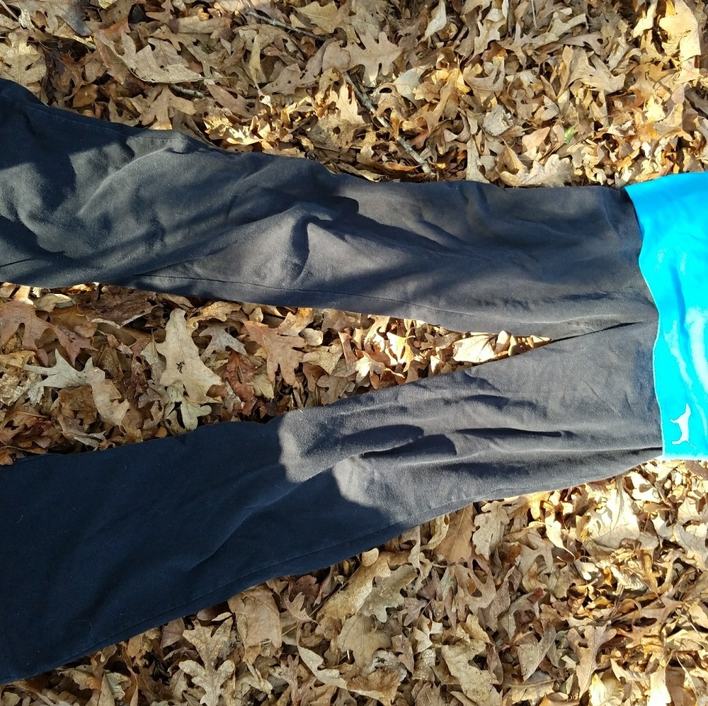 VS pink Carolina panther yoga pant